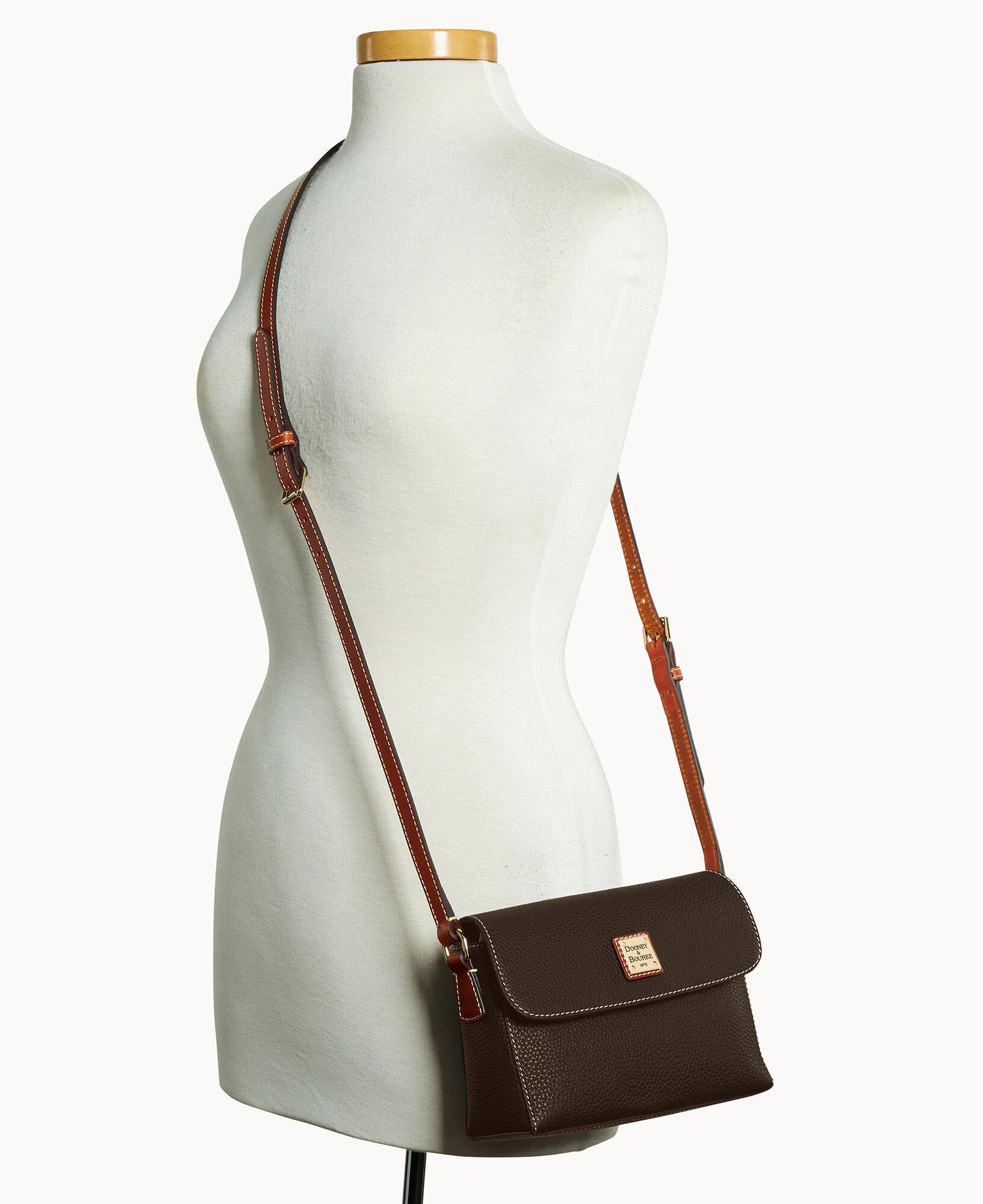 Pebble Grain Rena Crossbody - Image 5