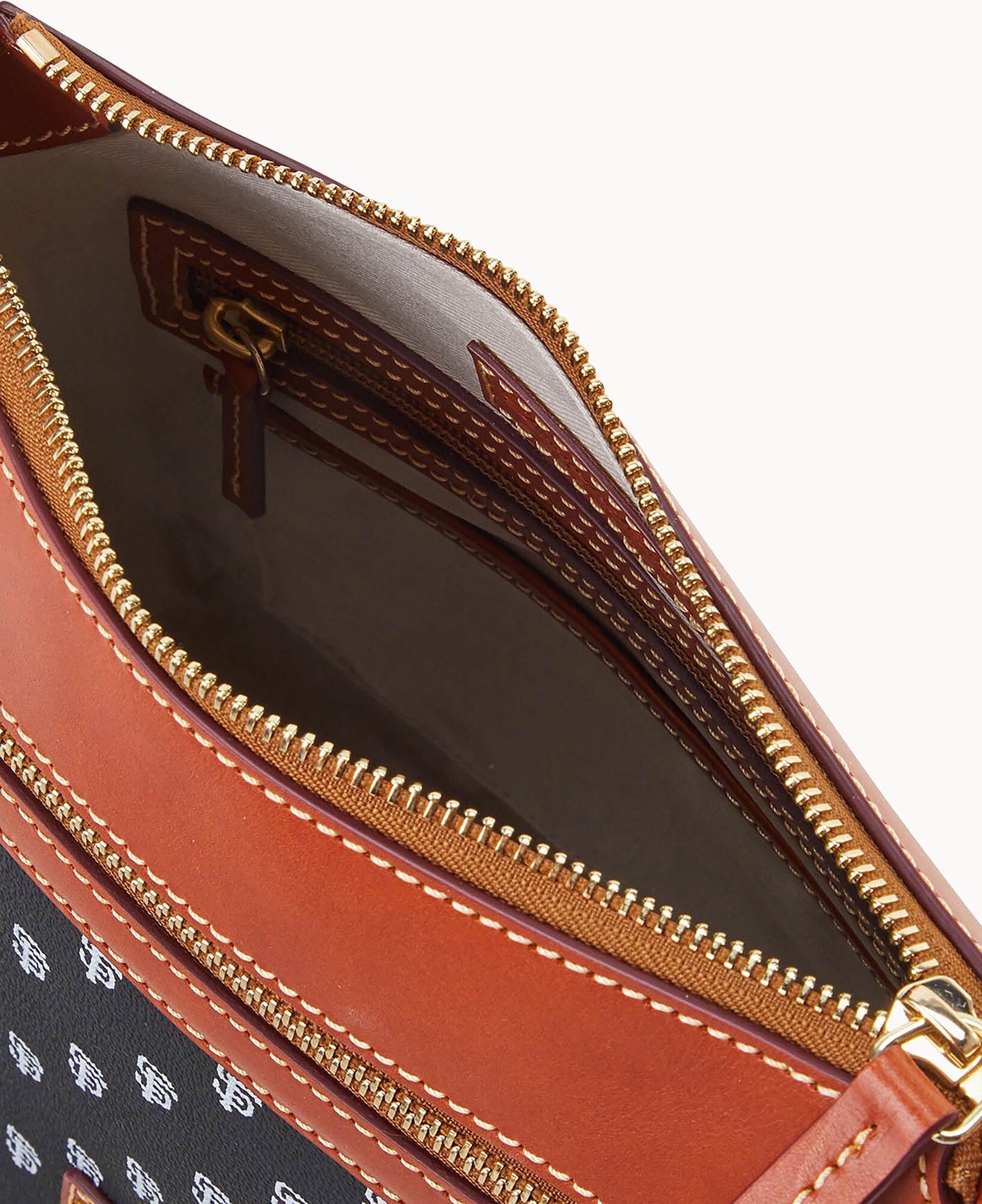 MLB Giants Crossbody 25 - Image 3