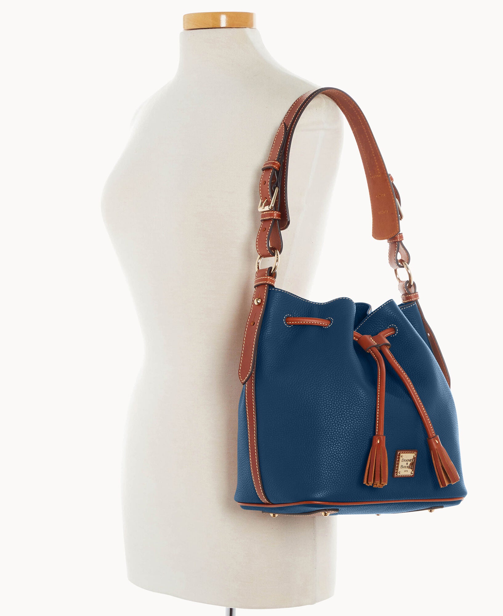 Pebble Grain Drawstring - Image 19
