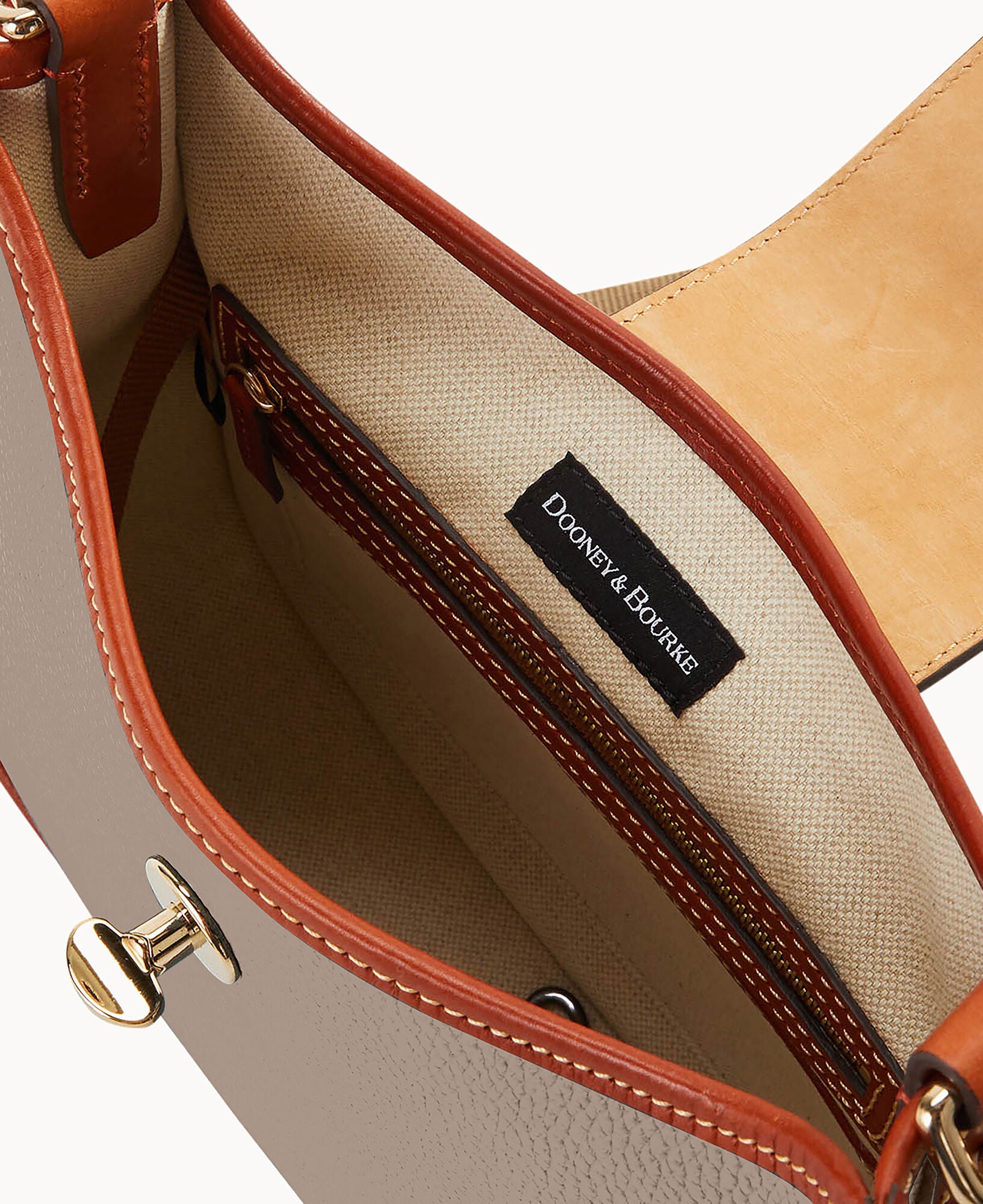 Pebble Turnlock Messenger 28 - Image 8