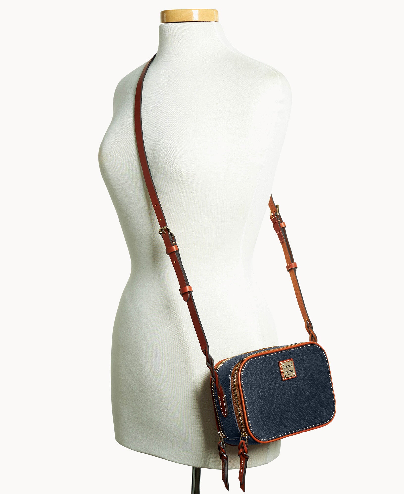 Pebble Grain Deni Crossbody - Image 5