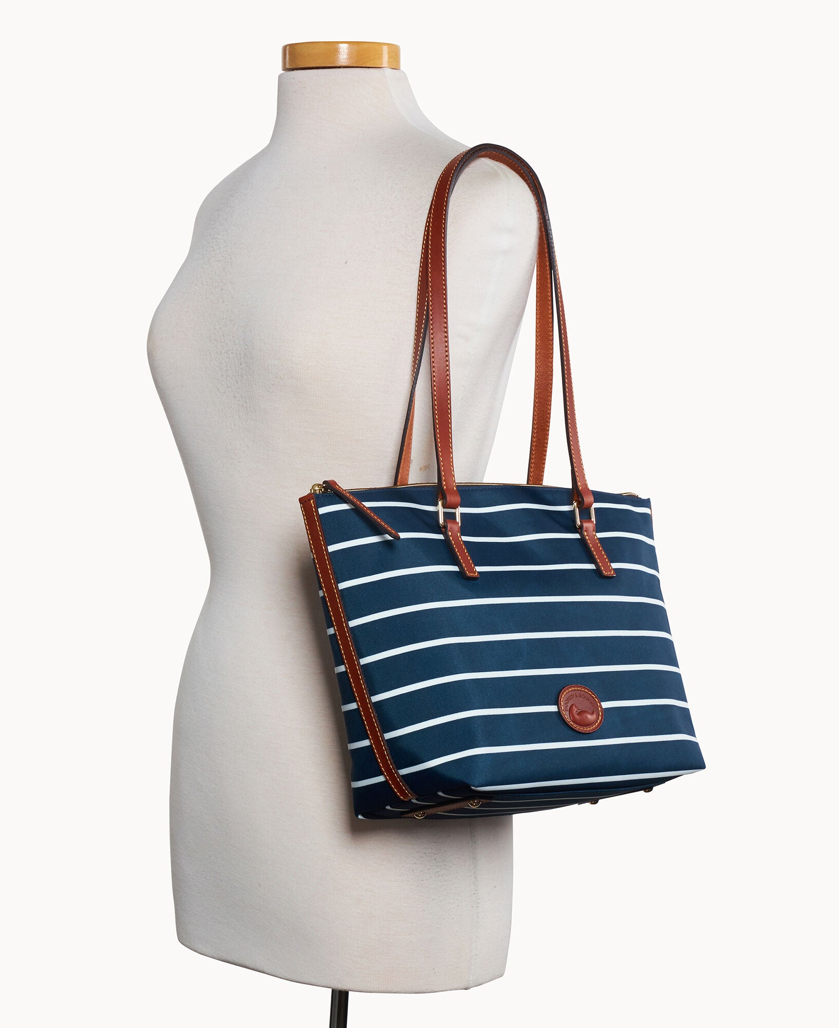 Eastham Zip Tote - Image 8