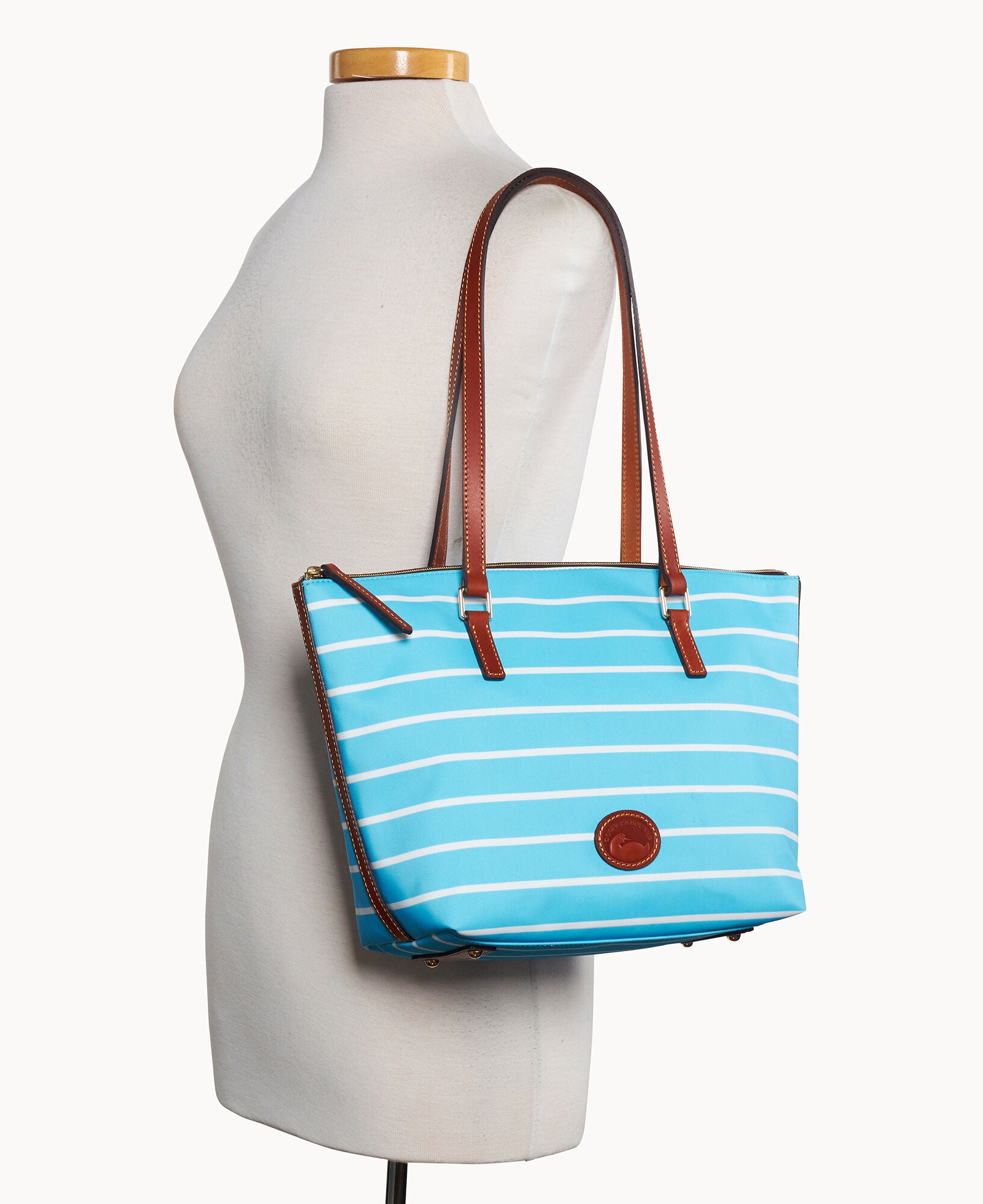 Eastham Zip Tote - Image 16