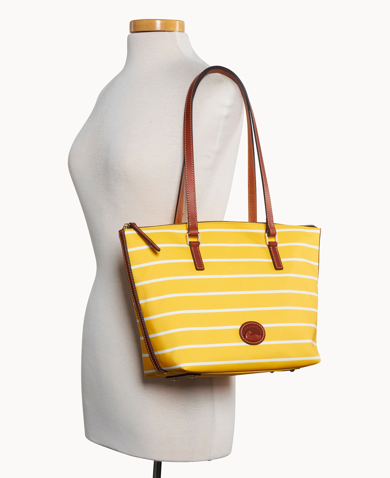 Eastham Zip Tote - Image 20