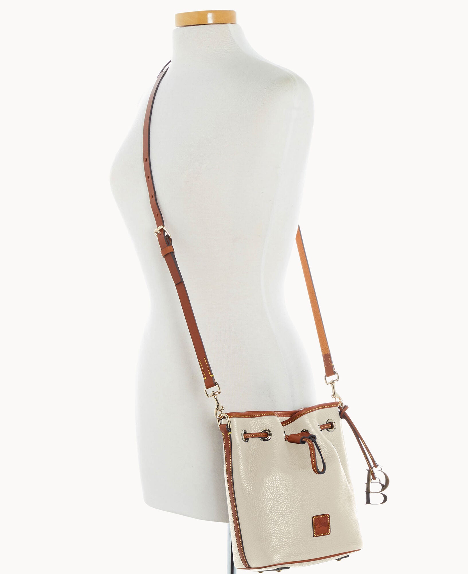 Pebble Grain Small Drawstring - Image 7
