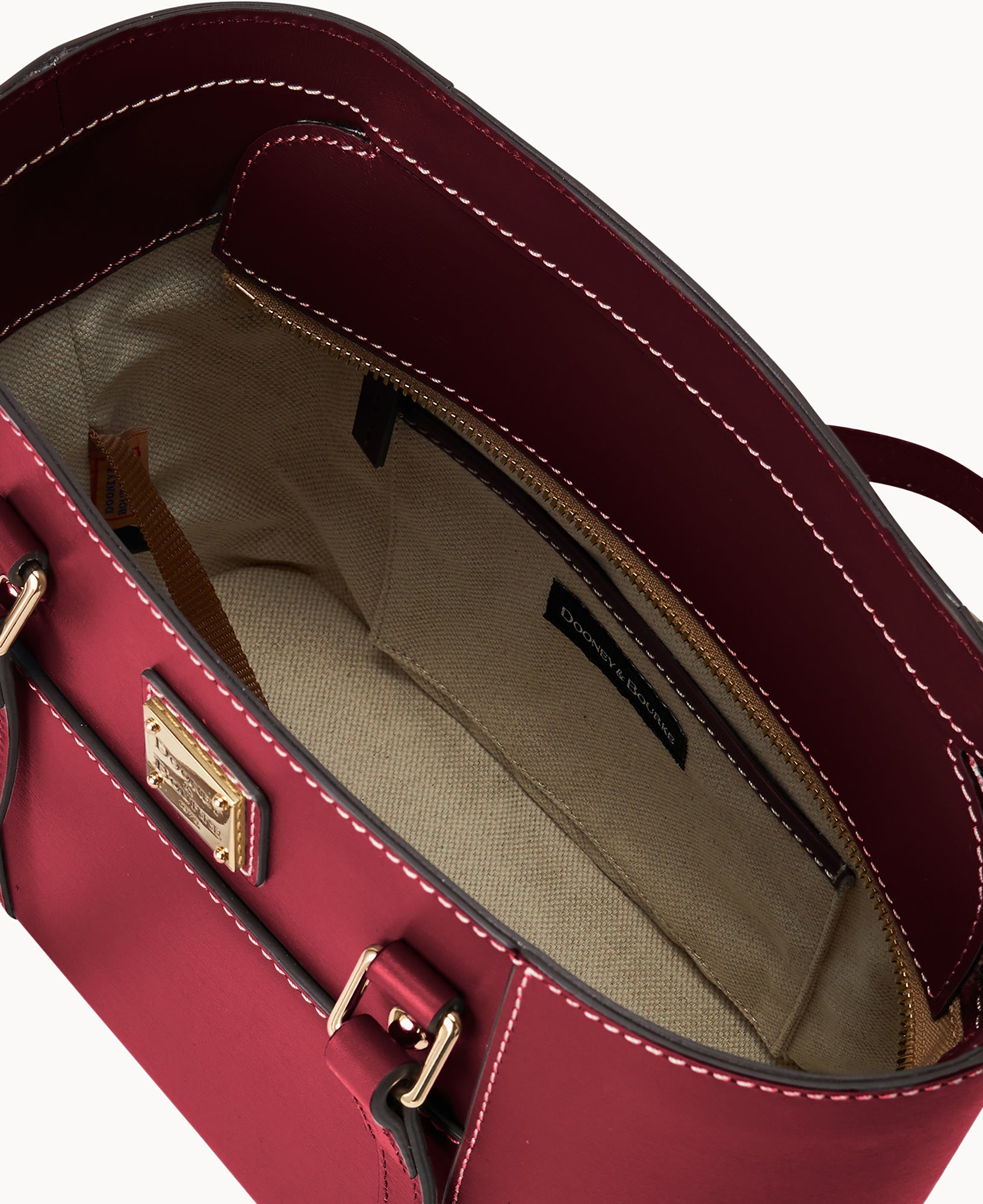 Penrose Pocket Tote 25 - Image 28