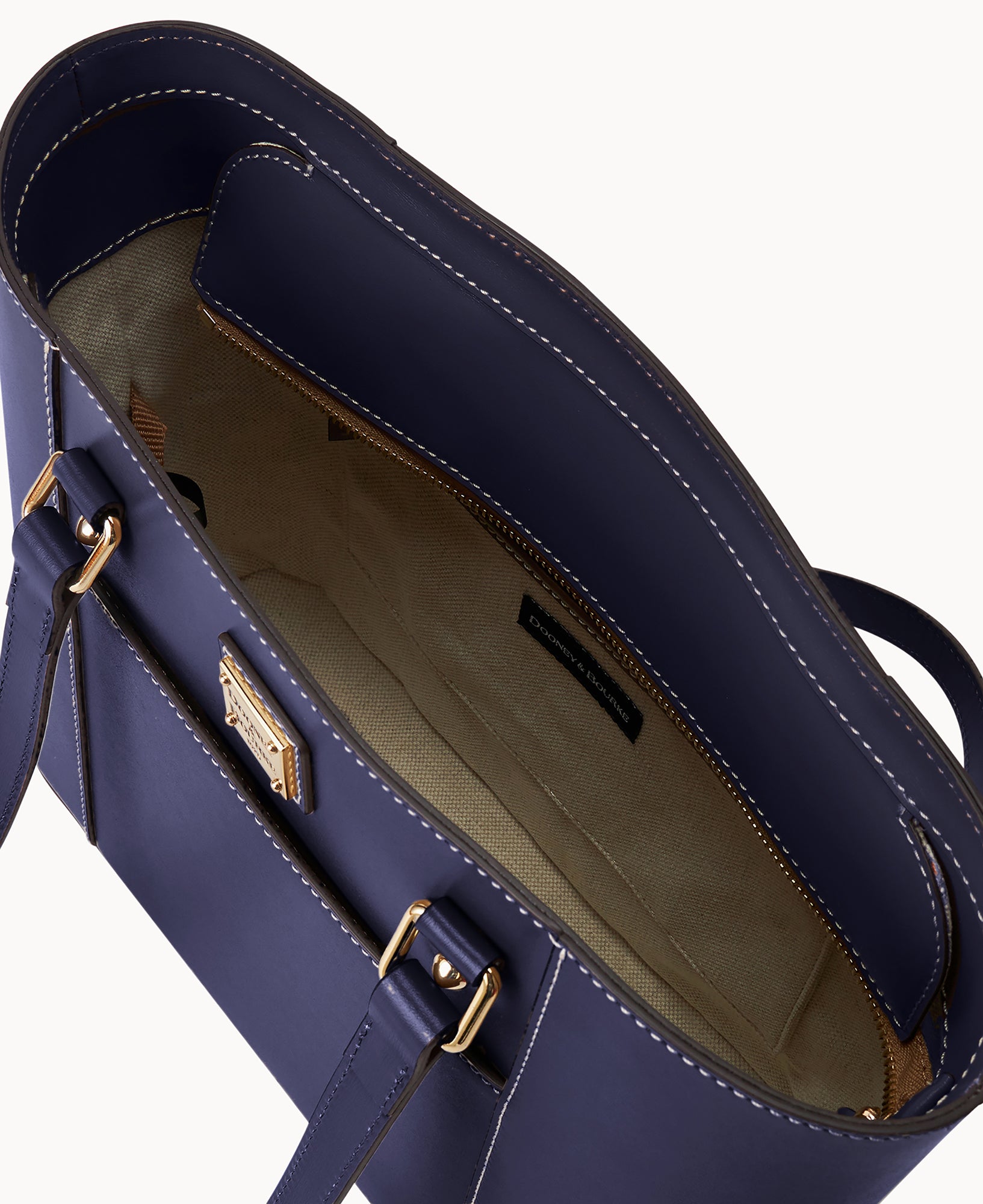 Penrose Pocket Tote 30 - Image 23