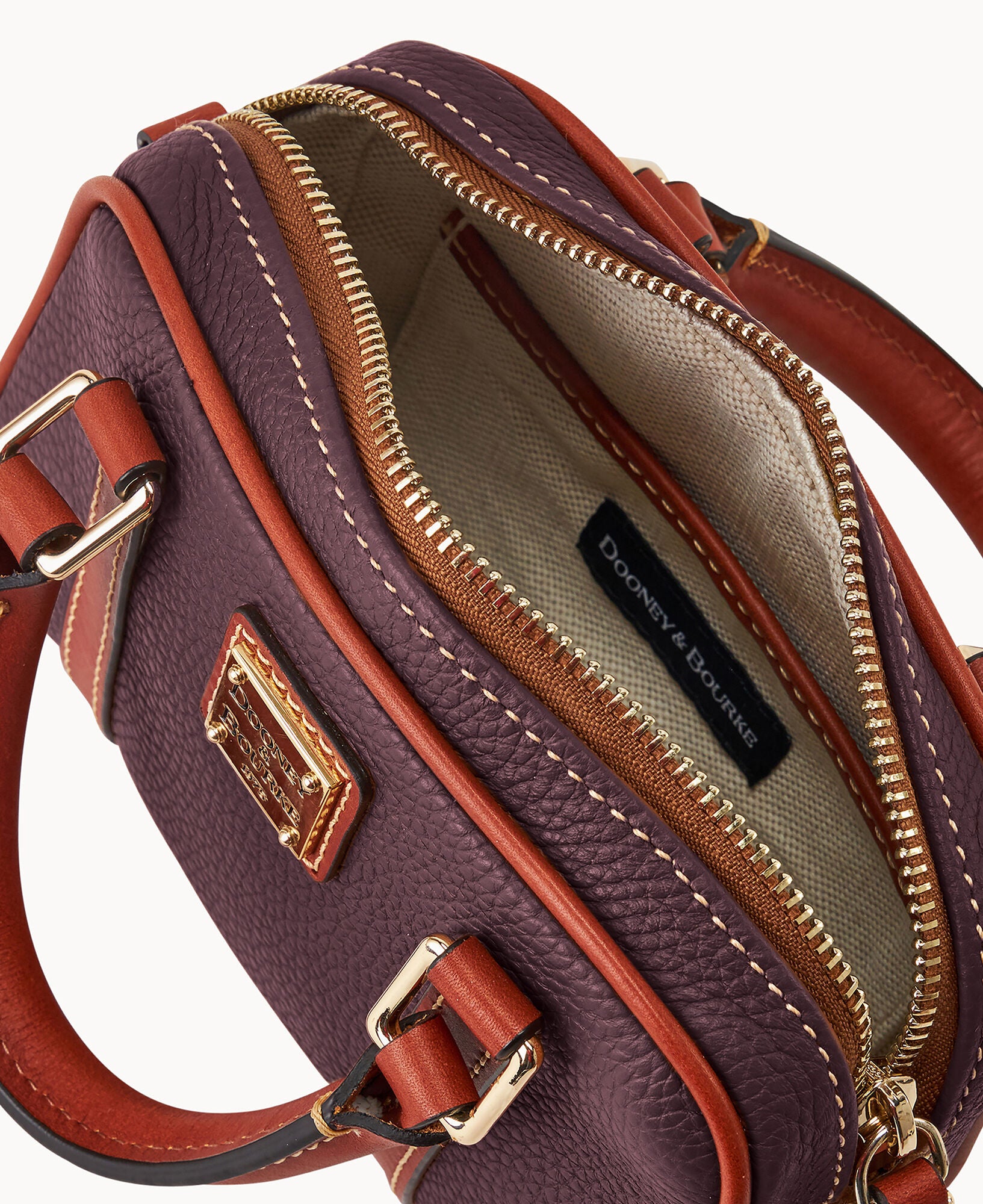 Pebble Grain Satchel 20 - Image 11