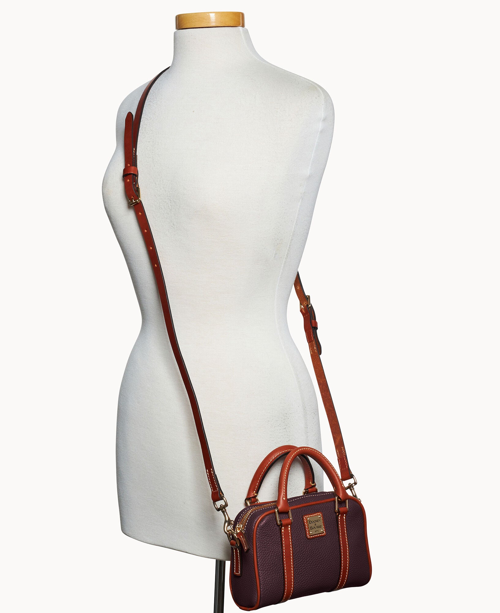 Pebble Grain Satchel 20 - Image 12