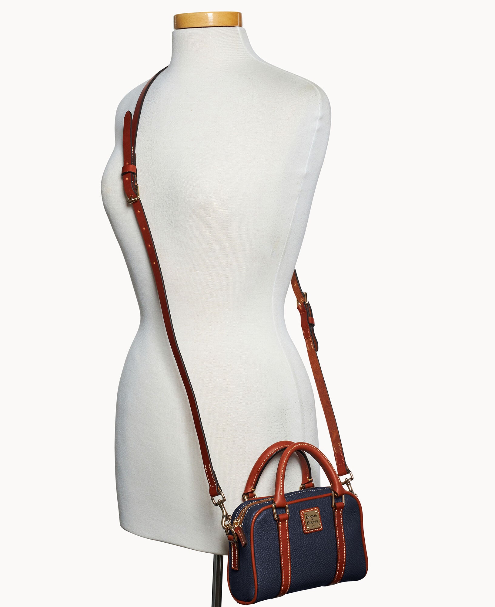 Pebble Grain Satchel 20 - Image 20