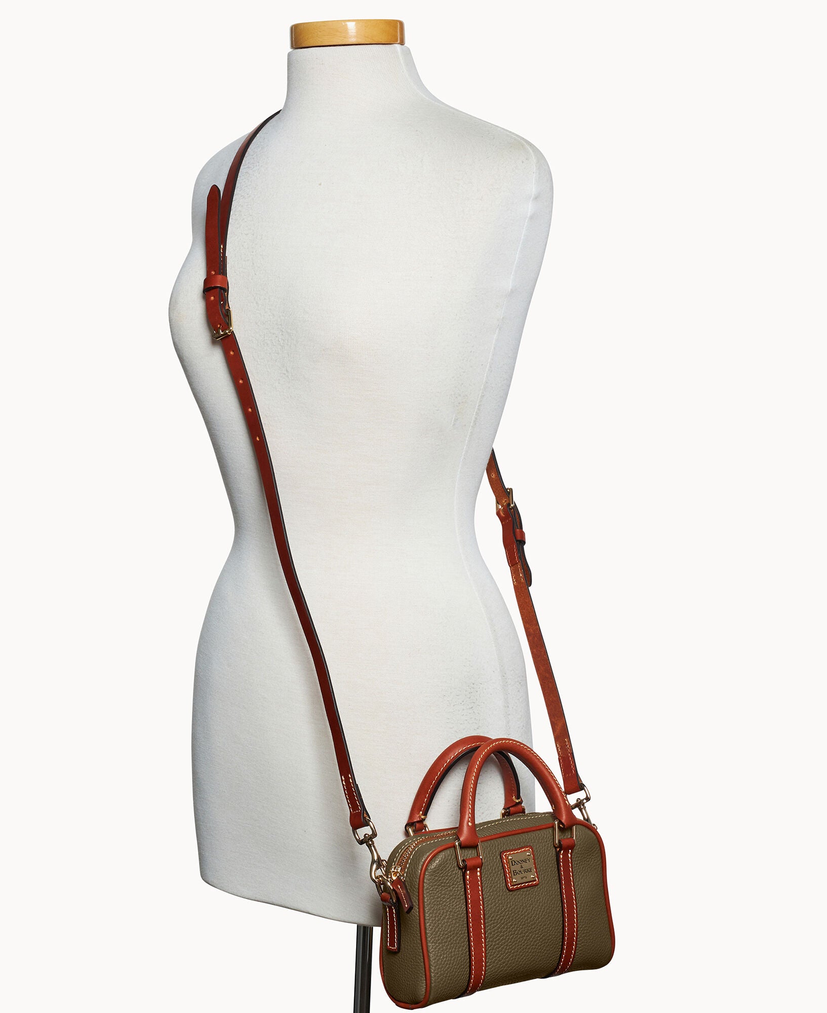 Pebble Grain Satchel 20 - Image 24