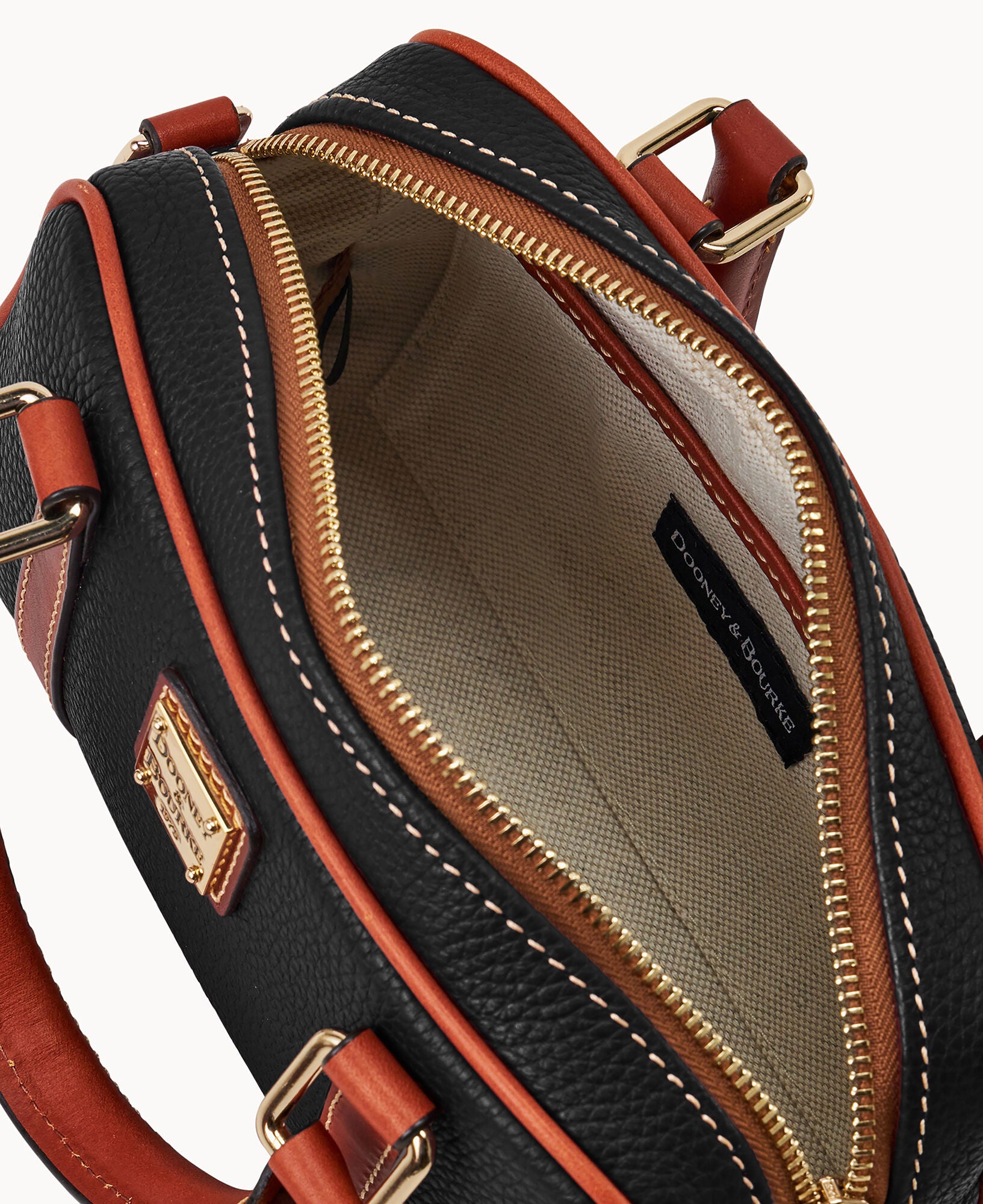 Pebble Grain Satchel 24 - Image 3