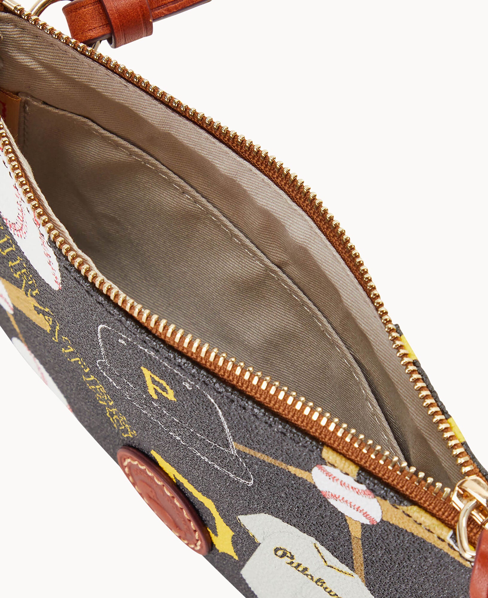 MLB Pirates Top Zip Crossbody - Image 3
