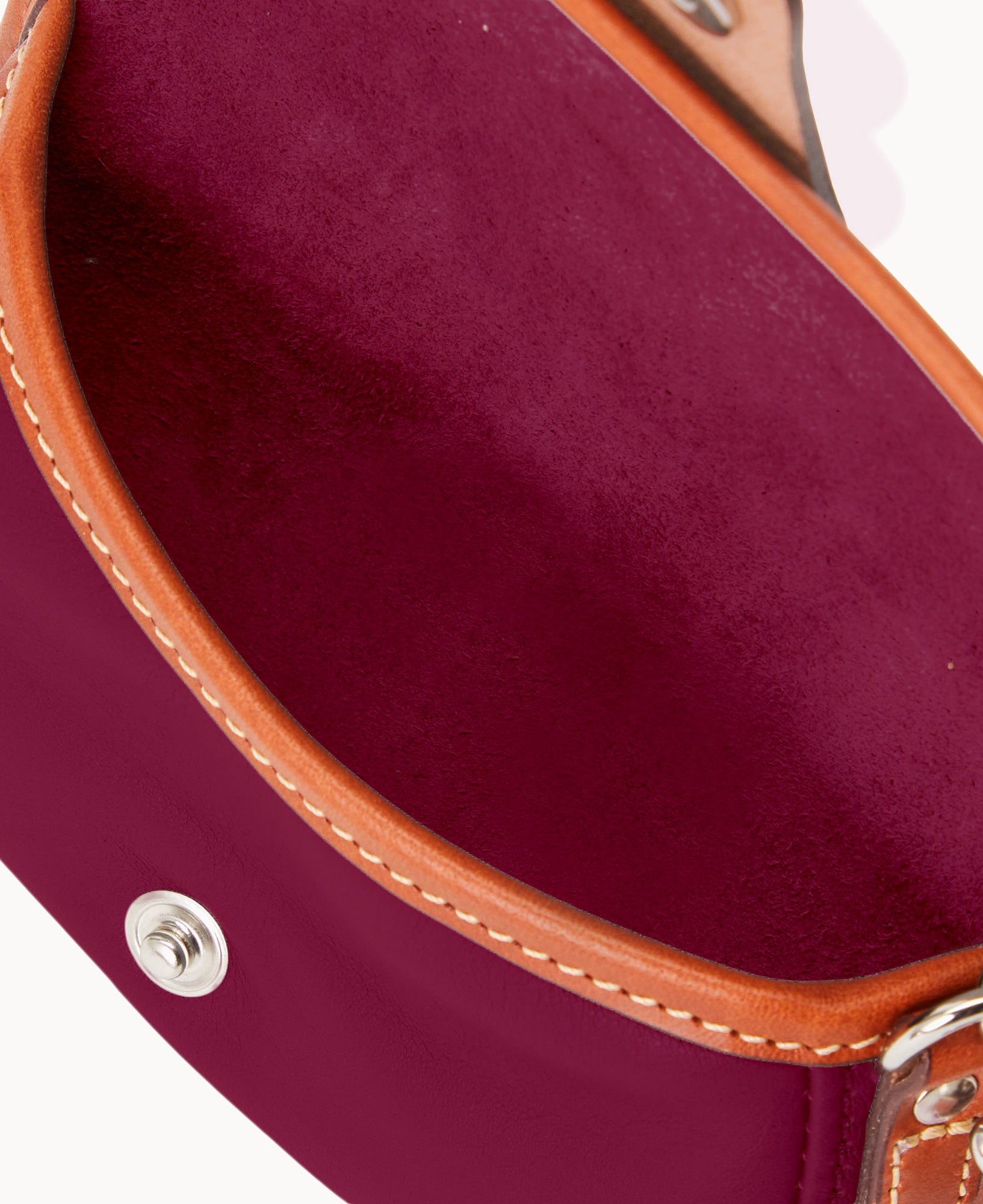 Oncour Elba Flap Wristlet - Image 7
